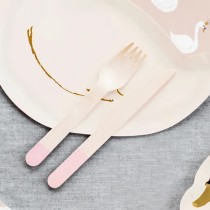 Set di Posate in Legno Rosa "Wooden Cutlery" 18pz Posate di Legno