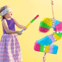 Pignatta in Cartoncino Rigido sagomata N.2 Arcobaleno "Pinata" Pignatte Serie Numerali